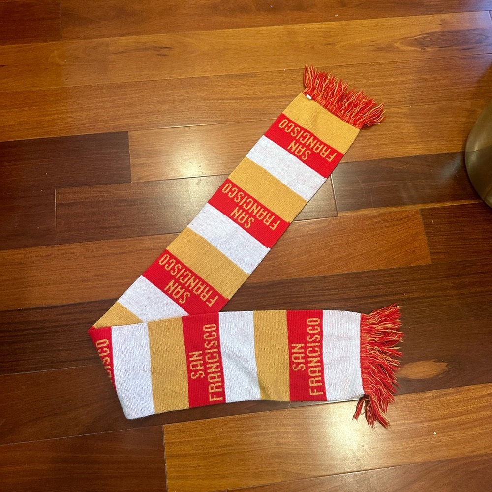 Old school San Francisco scarf. - Picture 5 of 9